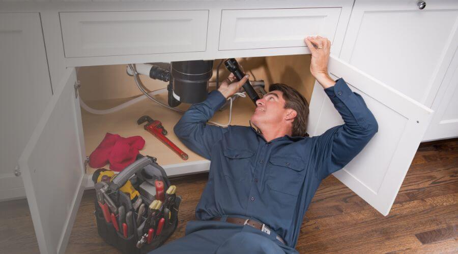 Expert burst pipe repair services in Gurnee, IL